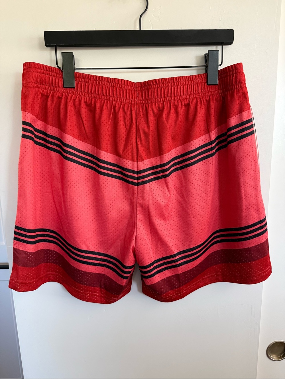 NWT Baseball Lifestyle 101 Crayon Shorts Size Large - Picture 7 of 7